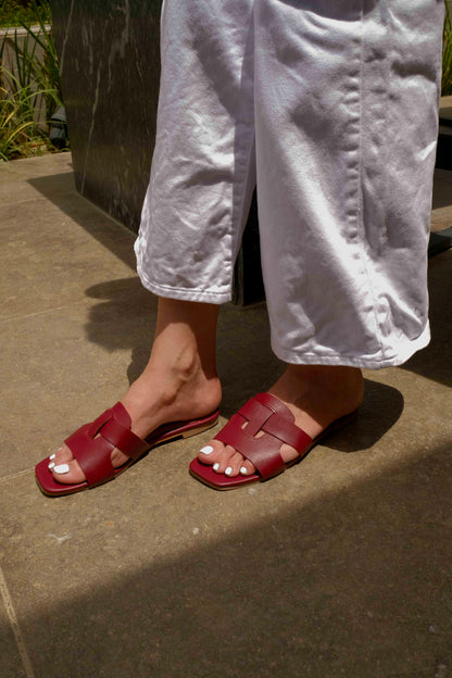 Classic Leather in Burgundy